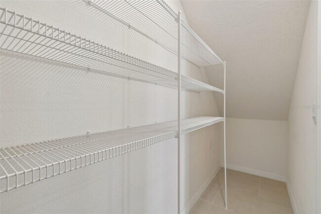 Building Photo - 17053 Oval Rum Dr