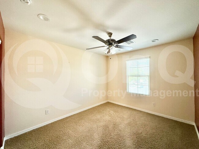 Building Photo - 4559 S Antonio