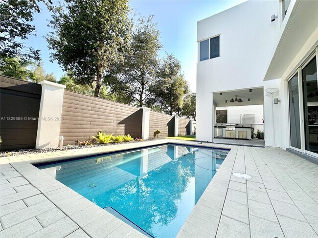 Building Photo - 10258 NW 74th Terrace