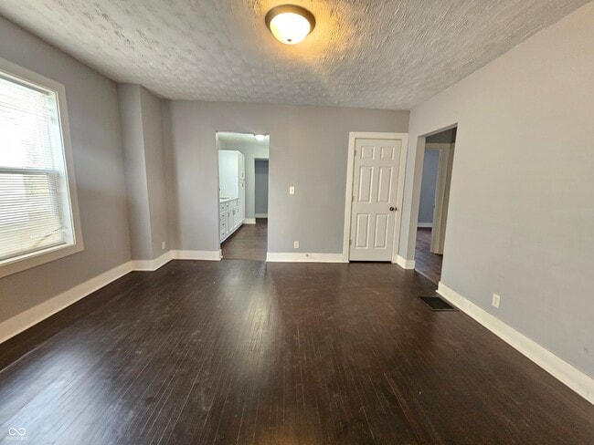 Building Photo - 1728 Noble St