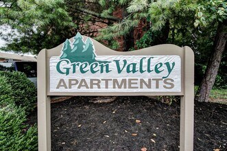 Building Photo - Green Valley Apartments