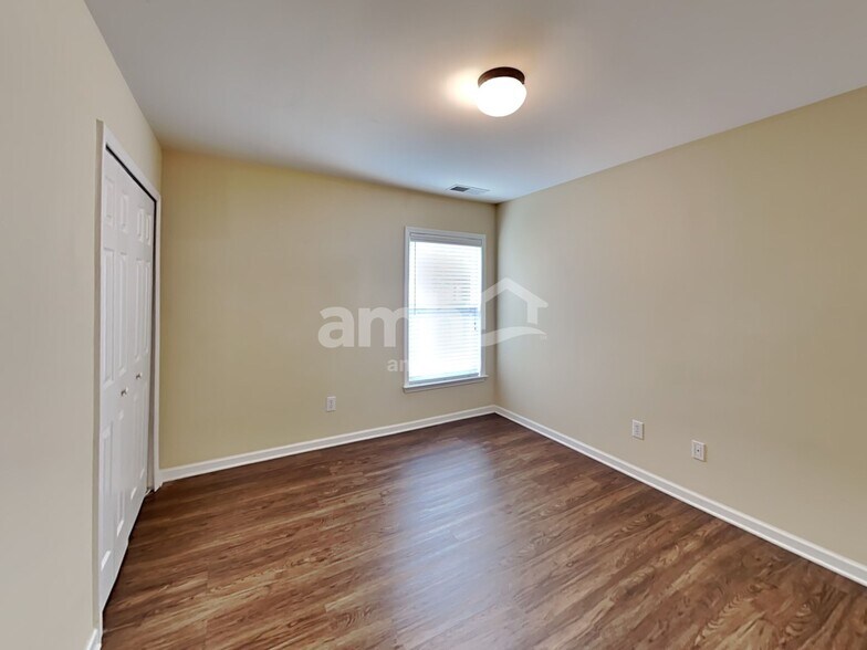 Building Photo - 4459 Kentland Dr