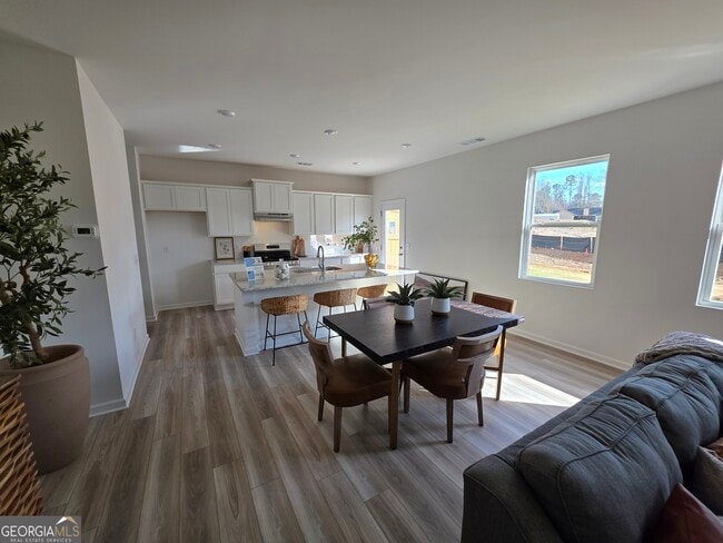 Building Photo - 19 Umber Ln