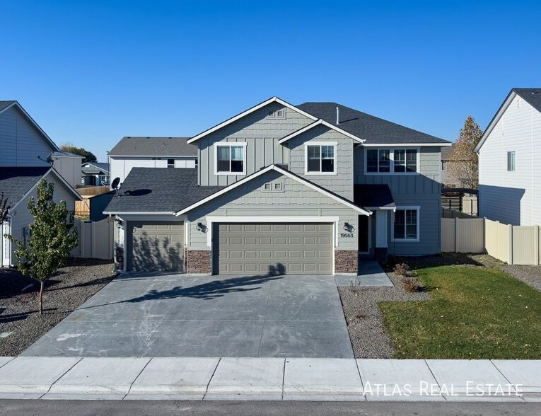 Building Photo - 19563 Calais Ave