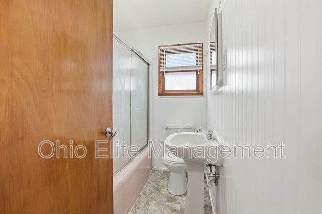 Building Photo - 89 Cullman Rd