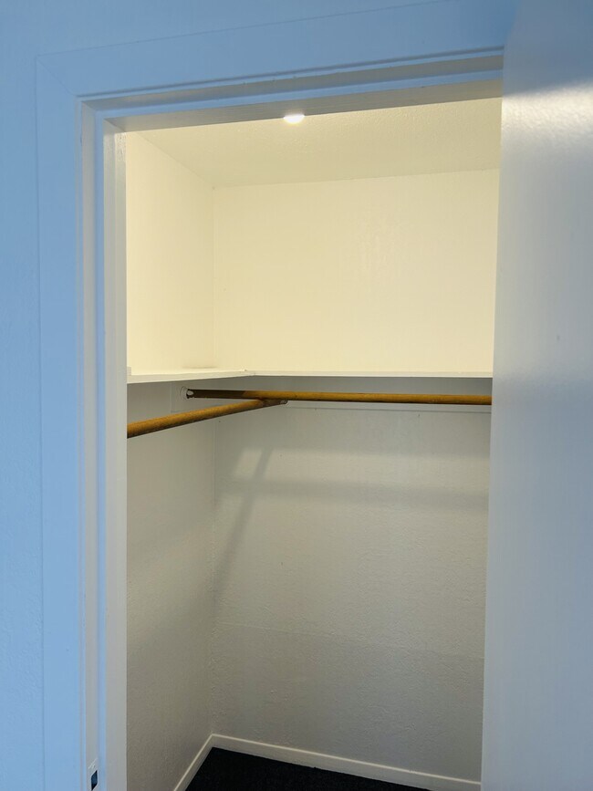 Building Photo - 1008 Clayton Nolen Dr