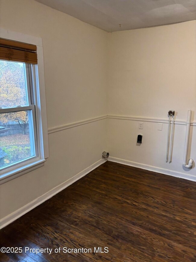 Building Photo - 1115 Monroe Ave