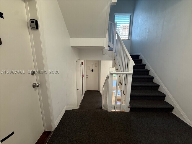Building Photo - 10178 Collins Ave