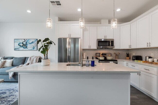 Building Photo - 4508 Noble St