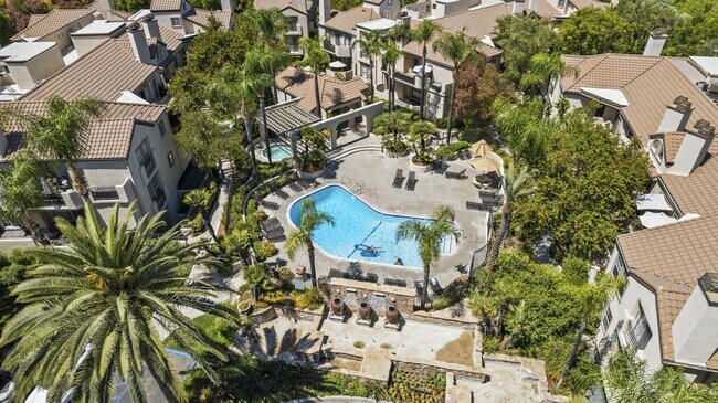 Building Photo - 24145 Del Monte Dr.