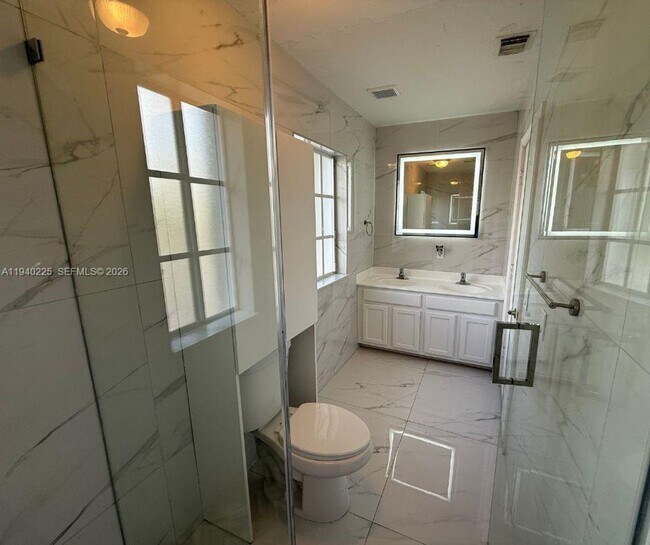 Building Photo - 27037 SW 142nd Ave