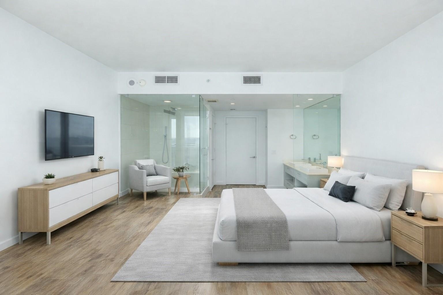 Building Photo - 650 NE 32nd St