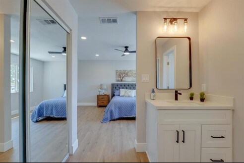 Building Photo - 856 La Tierra Dr