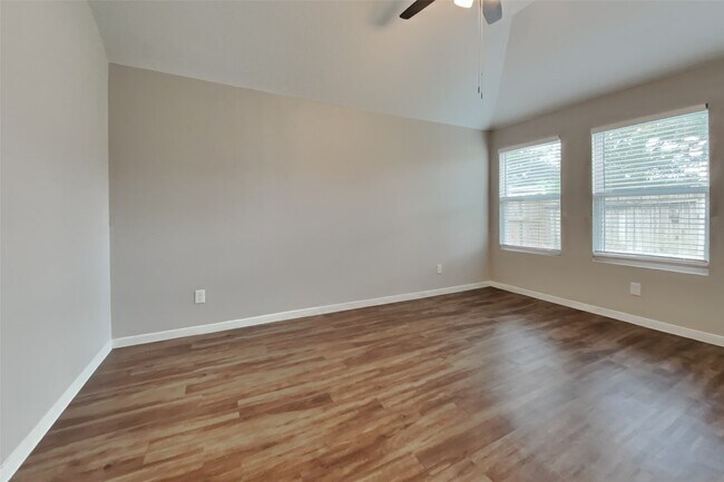 Building Photo - 16716 Foursquare Dr
