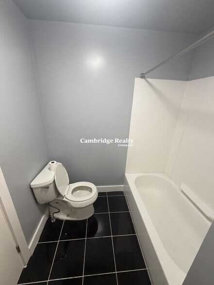 Building Photo - 63 Whitman St