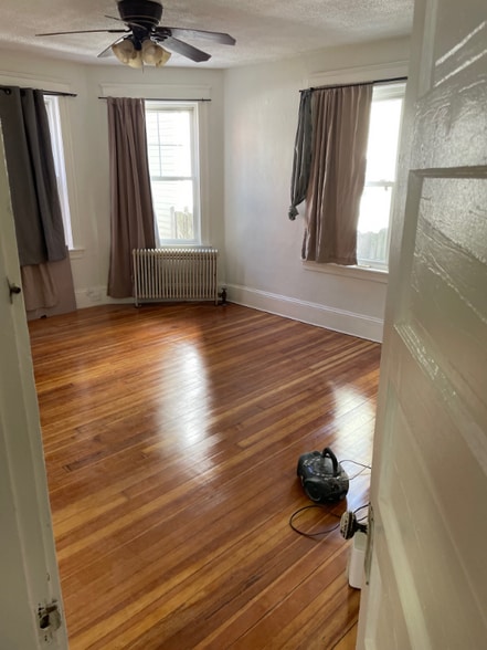 Building Photo - 10.5 Bentley St