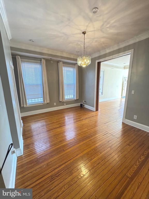 Building Photo - 15 Seaton Pl NW