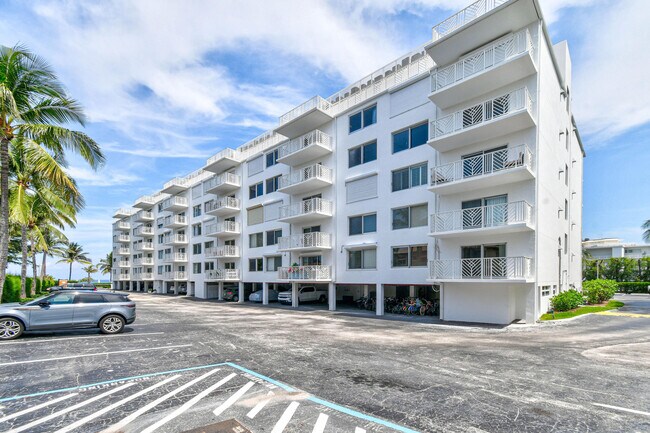 Building Photo - 170 N Ocean Blvd