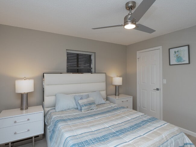 Building Photo - Turkey Furnished 3 Bed Pool Home in Venice