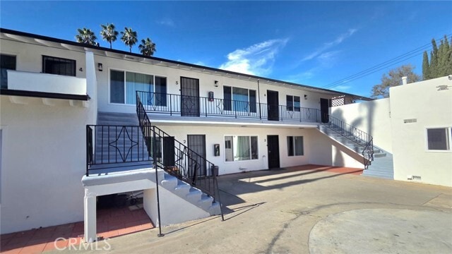 Building Photo - 1803 W Sumac Ln