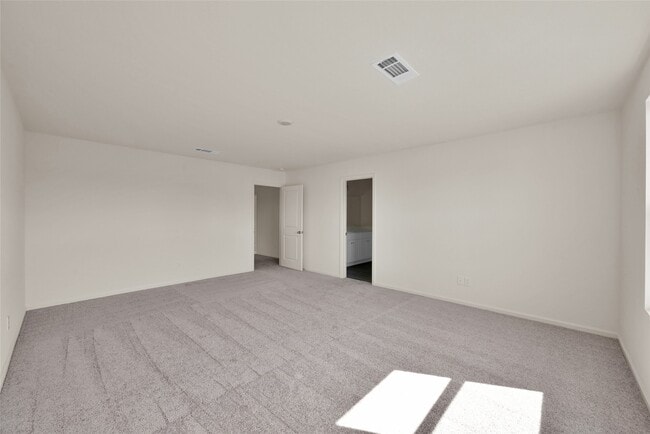 Building Photo - 587 Firemoon St