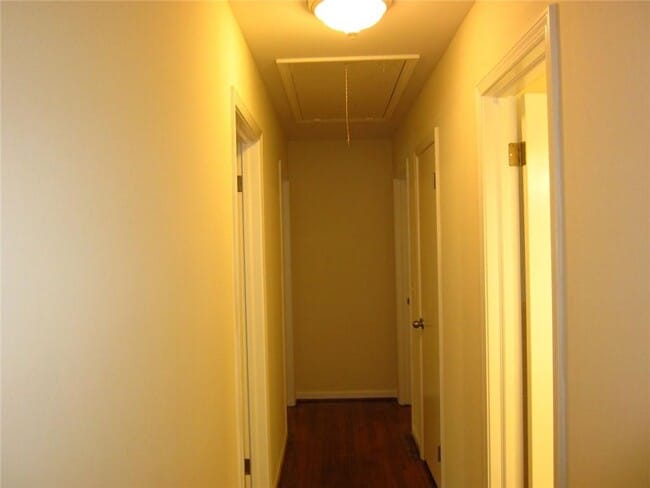 Building Photo - 1740 Samaria Trail