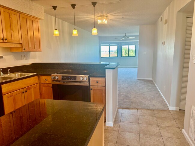 Building Photo - 177 W Mariners Cay Dr