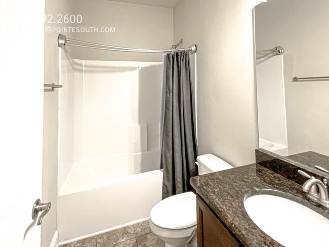 Building Photo - 609 Royal Troon Cir