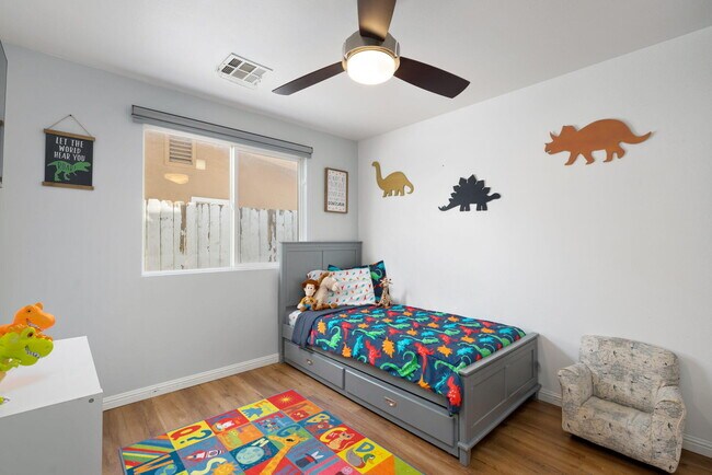 Building Photo - 51905 Avenida Velasco