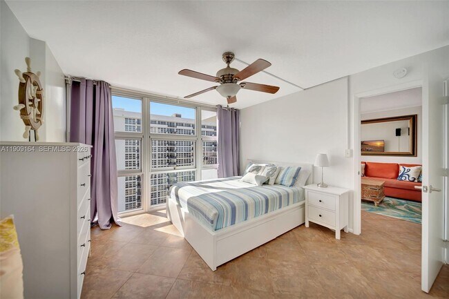 Building Photo - 531 N Ocean Blvd