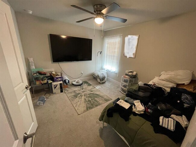 Building Photo - 8412 Cottage Rose Dr