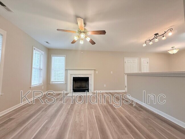 Building Photo - 613 Flaherty Ave