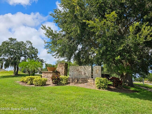 Building Photo - 730 Margie Dr