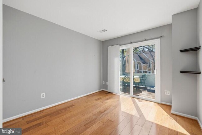 Building Photo - 1473 Church Hill Pl