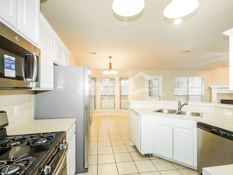 Building Photo - 509 SW 163rd St