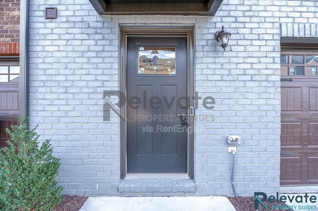 Building Photo - 2008 Old Manchester St