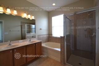 Building Photo - 11327 Callaway Pond Dr