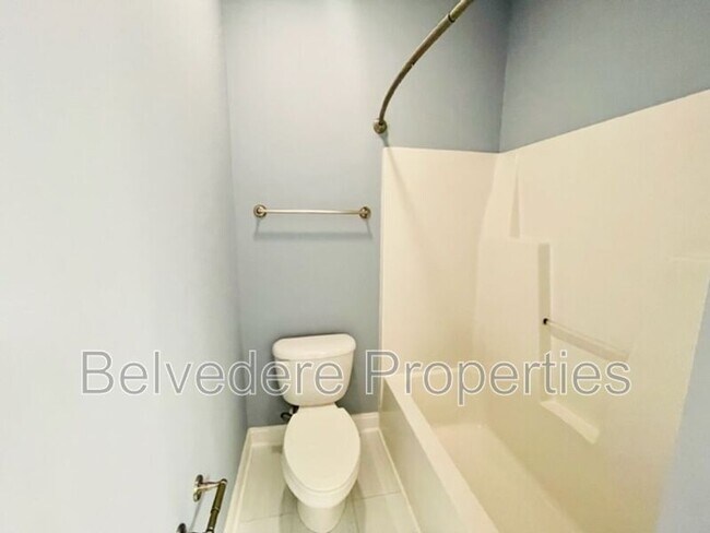 Building Photo - 4204 Peppervine Trail