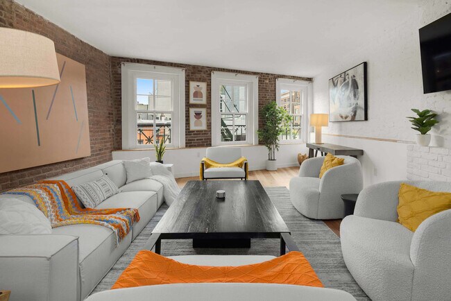 Building Photo - 354 Bowery-SI ID1035000P