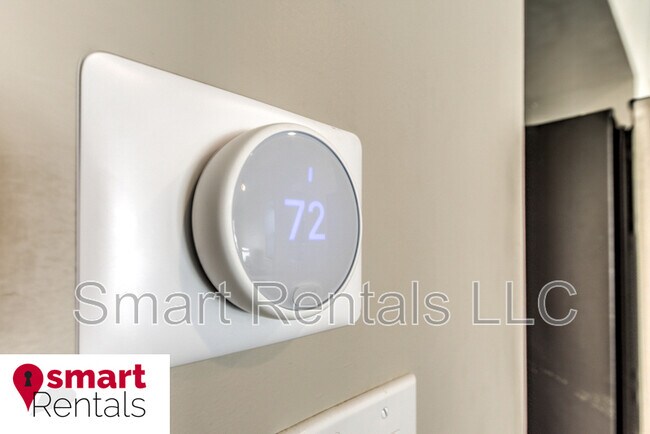 Building Photo - 3623 McRee Ave