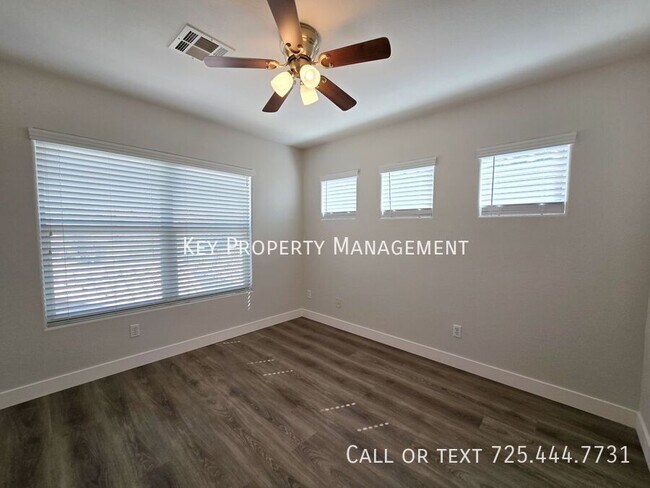 Building Photo - 8789 Ashley Park Ave