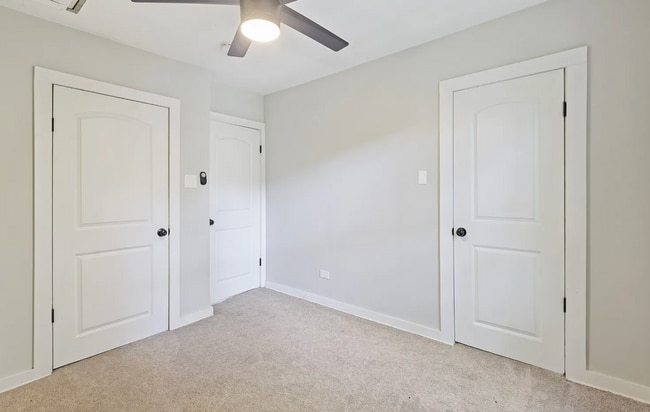 Building Photo - 608 Hill Ln