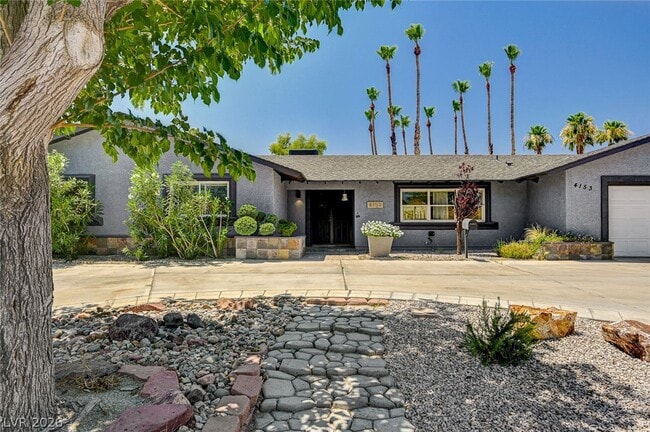 Building Photo - 4153 Woodcrest Rd