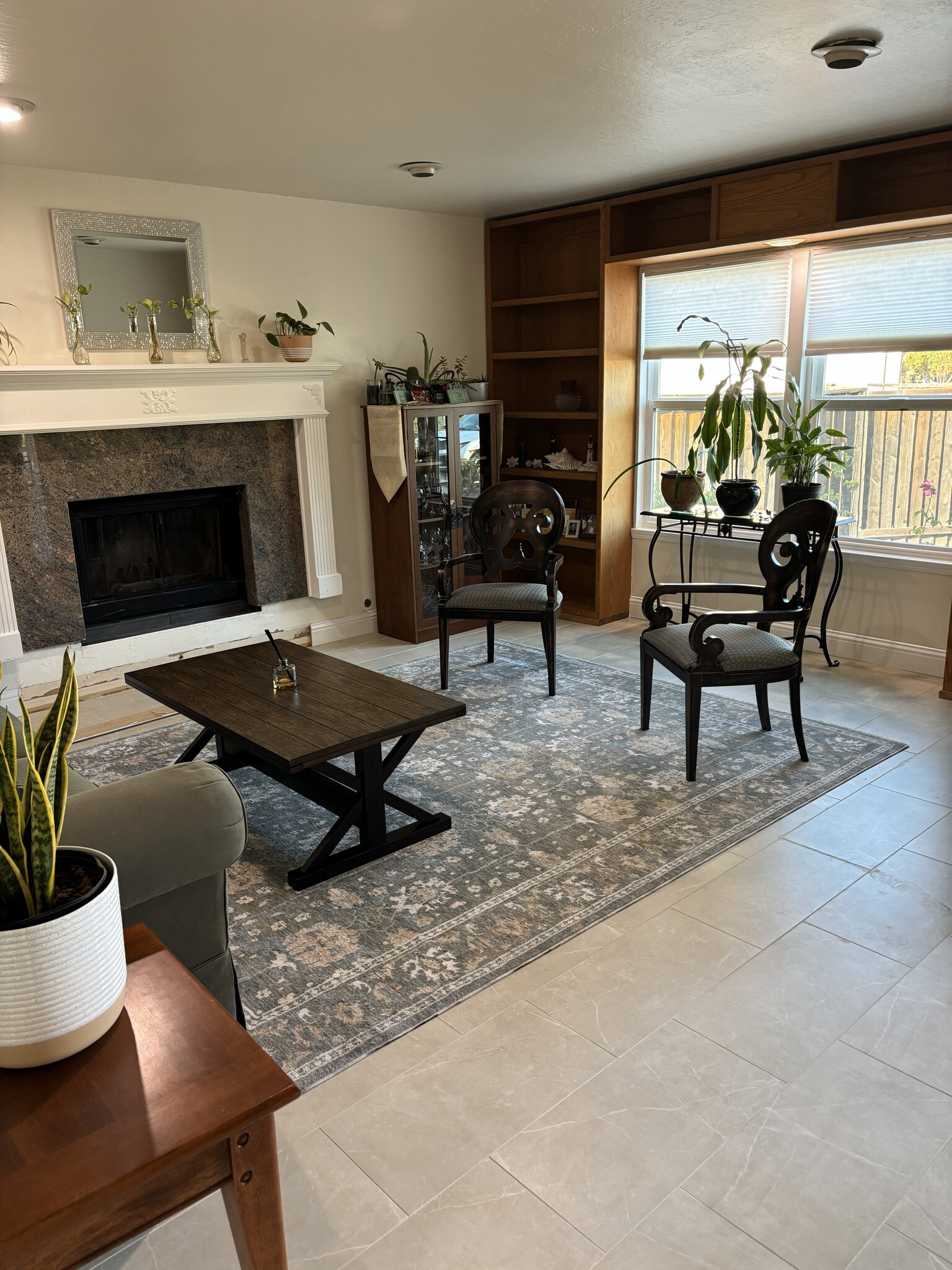 Building Photo - 520 Linford Pl