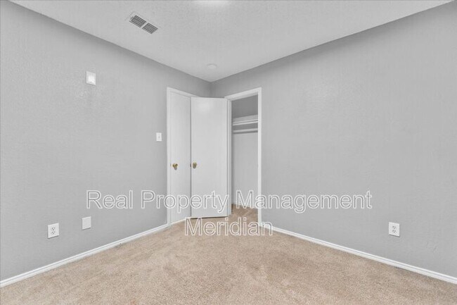 Building Photo - 7802 Calgary Ln