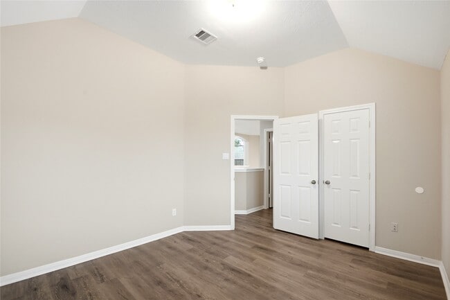 Building Photo - 3924 Highland Vale Ct