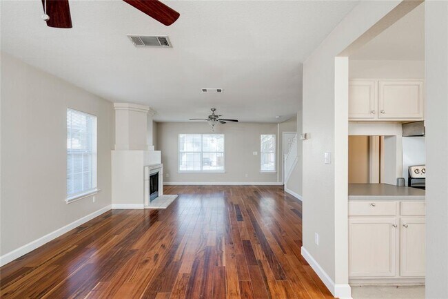 Building Photo - 11412 Kingsgate Dr