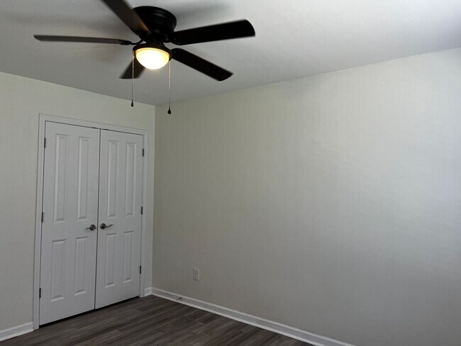 Building Photo - Beautiful home in Croatan Crossing