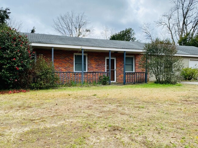 Building Photo - 4663 Rosewood Dr