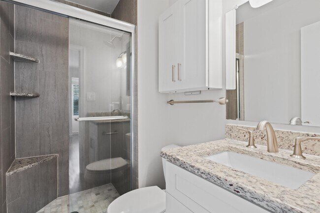 Building Photo - 9913 Longford Ct